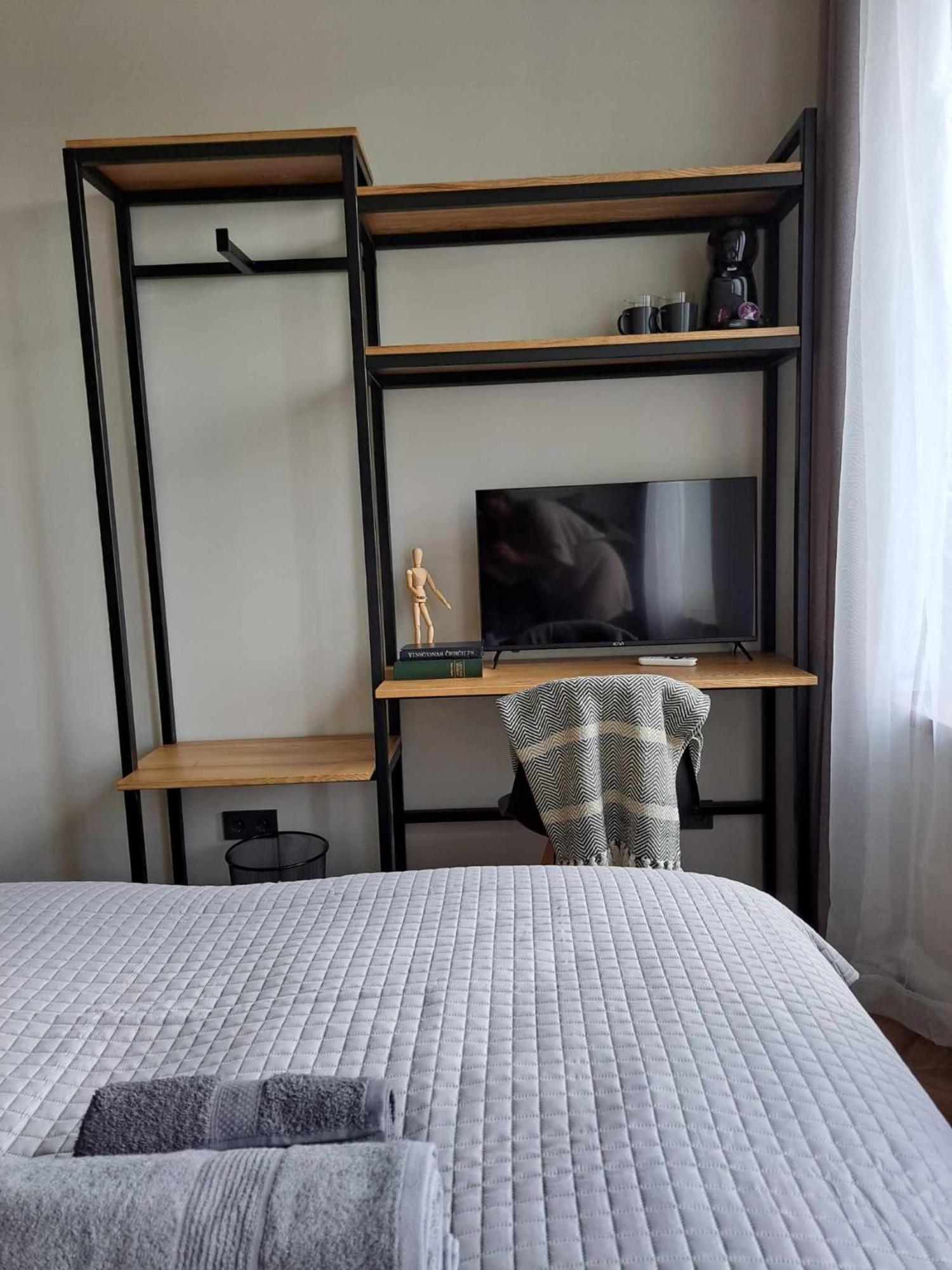 Platforma2B Eco Aparthotel Šiauliai Buitenkant foto