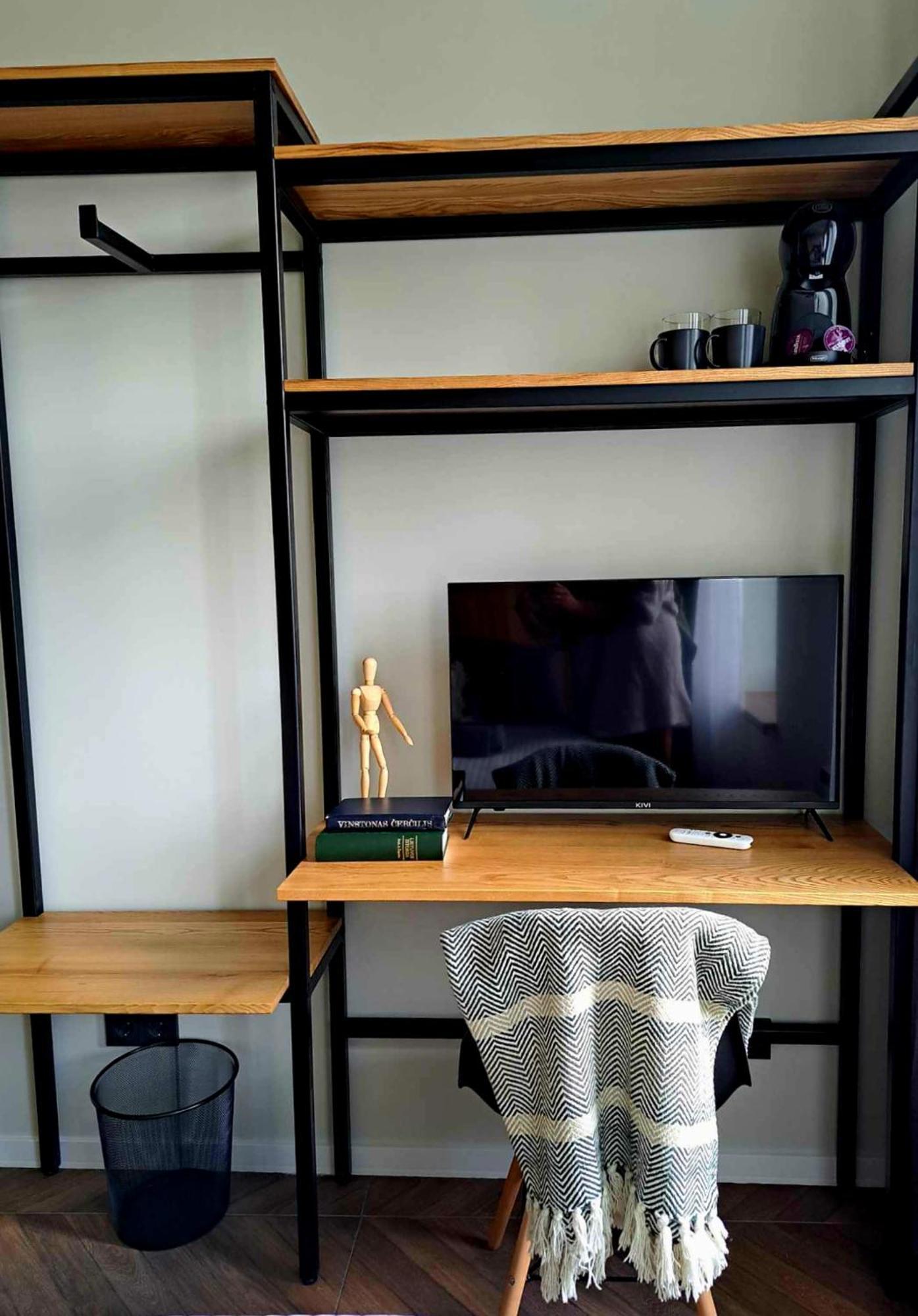 Platforma2B Eco Aparthotel Šiauliai Buitenkant foto